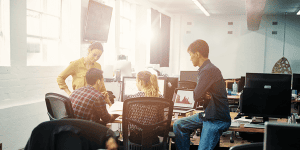 OEIL DU FUTUR - Travail hybride - les salariés français restent les plus attachés au bureau en Europe - iStock_95141889_XXXLARGE